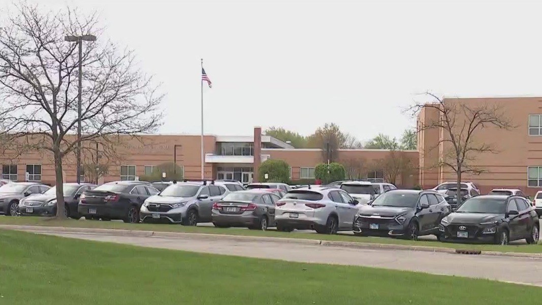 'No evidence' students responsible for noose found at Naperville school: officials