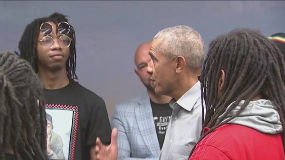 Former President Barack Obama surprises students at Bronzeville music studio
