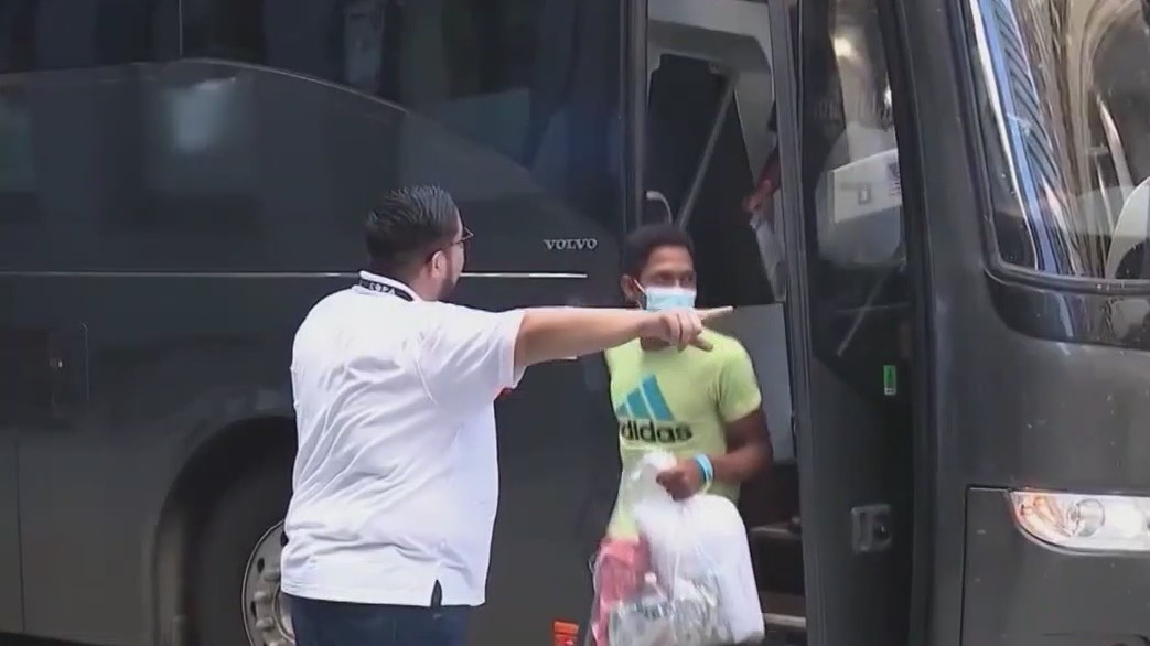 South Shore residents push back on city's plan to house migrants at vacant high school