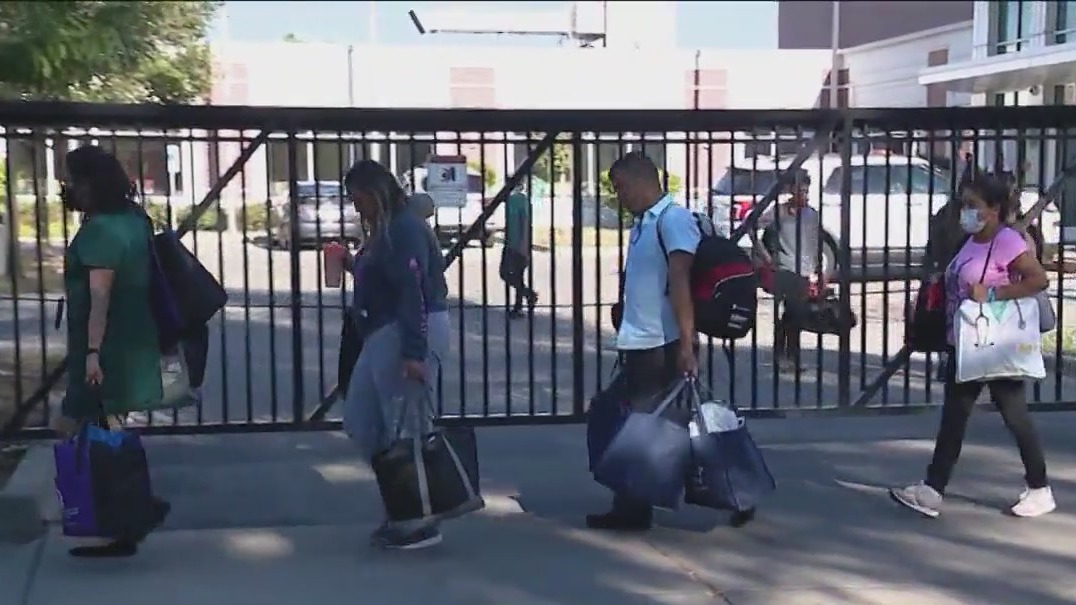 U.S. to limit asylum at Mexico border as Title 42 ends