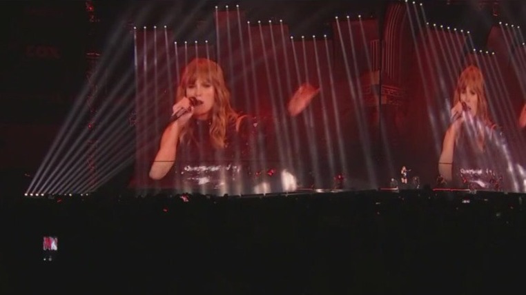 What to know about Taylor Swift's concert at Soldier Field