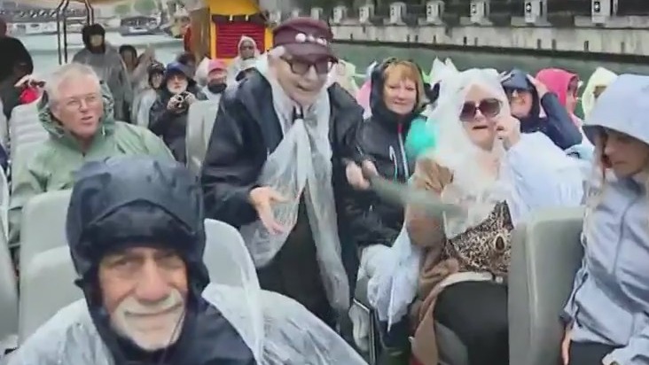 Seniors gather for special Pickleball game on Chicago River