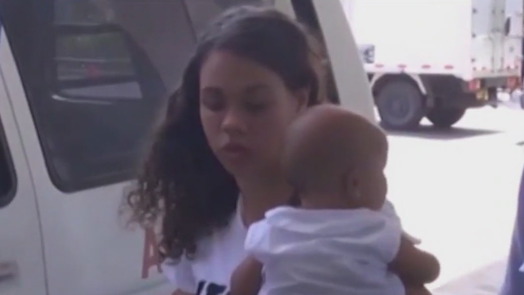 Heather Mack, convicted in Bali of killing mom and stuffing body in suitcase, pleads guilty in US