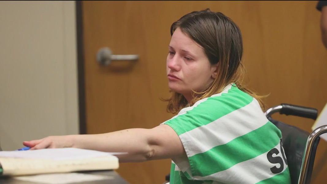 Long Island mother hit with new charges in son?s death