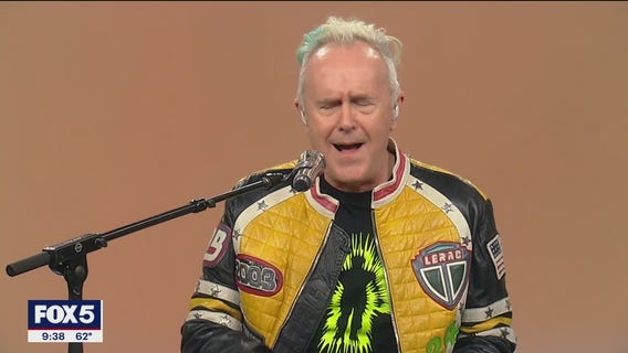 Howard Jones performs live, talks about new album
