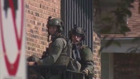 Barricade situation in Schiller Park ends peacefully with suspect in custody