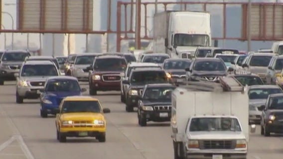 5 tips to keep kids entertained while traveling this summer