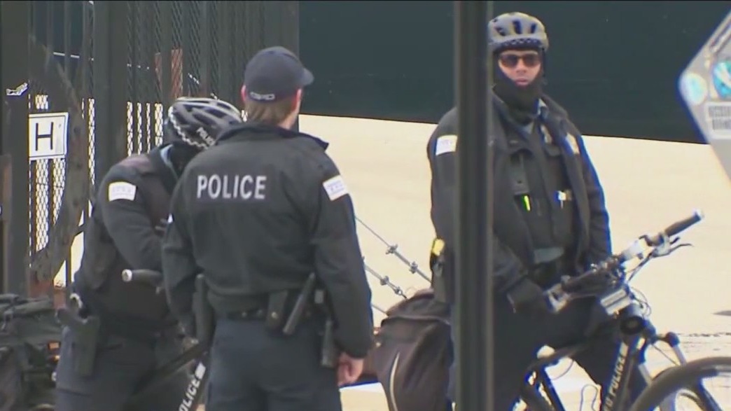 Resource officers to remain in Chicago schools next year