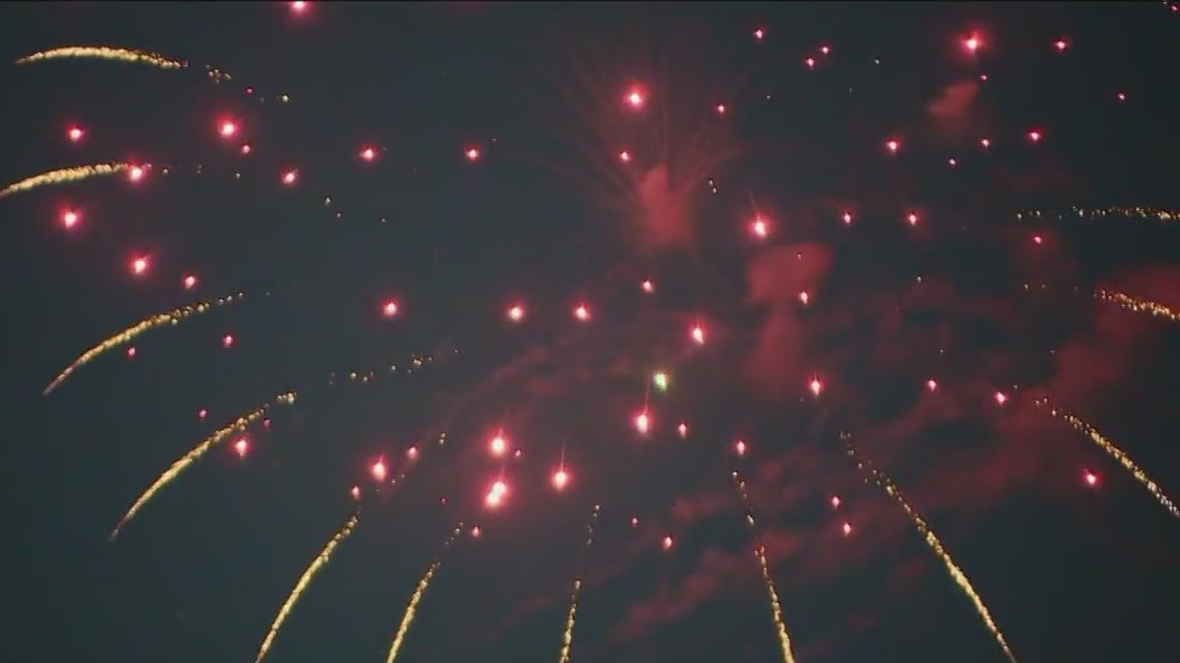 Navy Pier fireworks display, Millennium Park concert scheduled for Wednesday