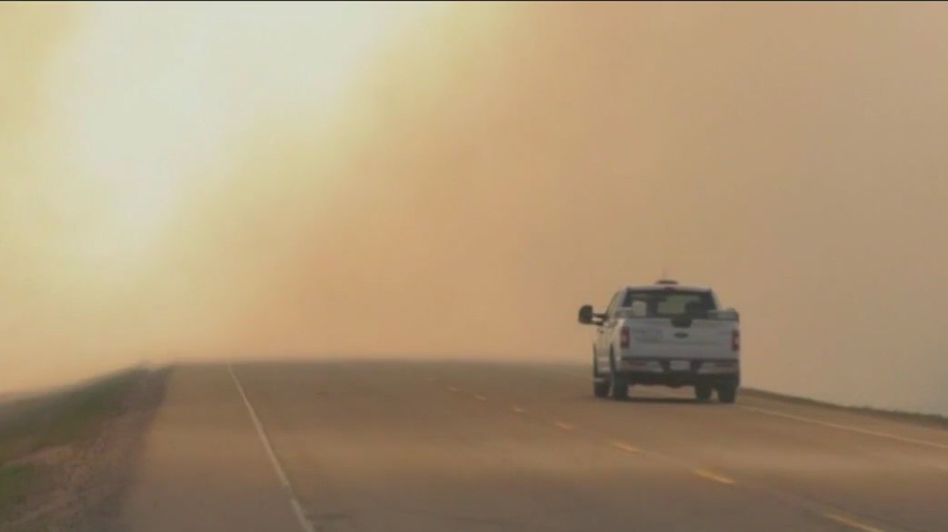 Rain hasn?t quelled Canadian wildfires, more smoky haze on the way: officials