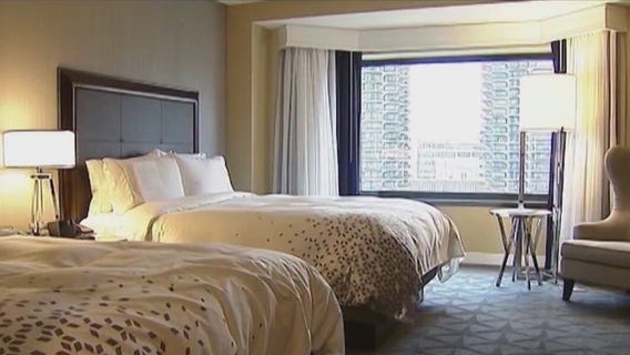 Illinois governor announces record-breaking hotel revenues