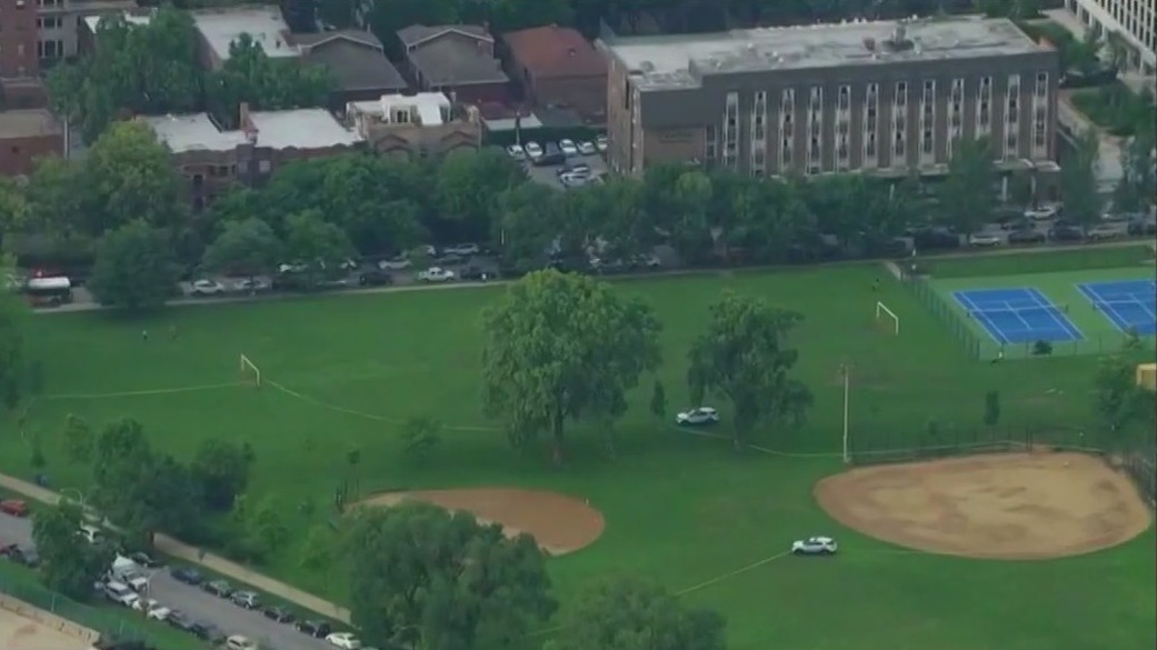 Man found fatally stabbed on baseball diamond in Chicago