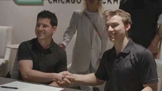 Blackhawks sign Connor Bedard to 3-year deal