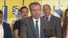 Chicago Public Schools to open welcome center to migrants