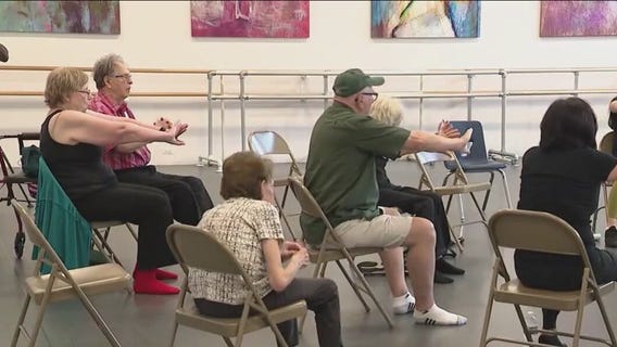 Parkinson's patients find freedom through ballet program