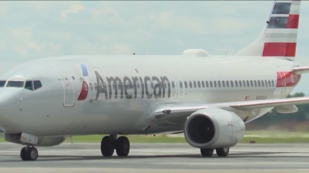 Father speaks out after teen banned from airline over 'skiplagging'