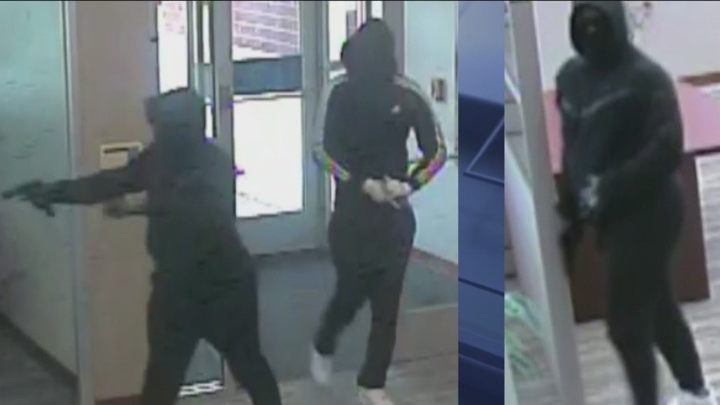 FBI looking for Addison bank robbers