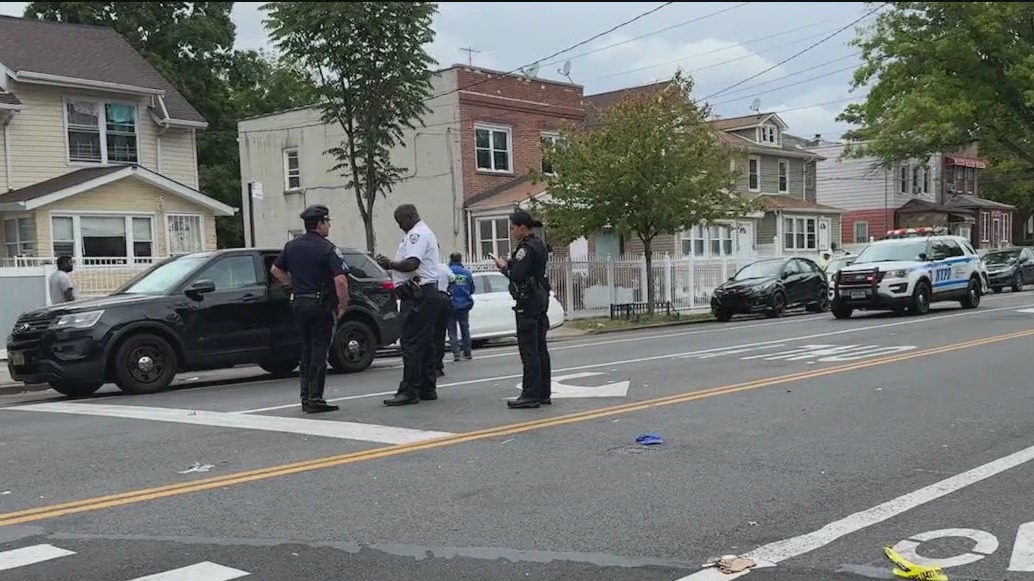 Man struck and killed by tow truck in the Bronx
