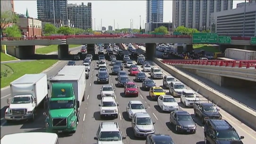 Giannoulias backing car insurance fairness act