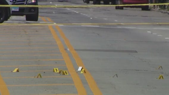 Search for Chicago funeral shooting suspects continues day after attack