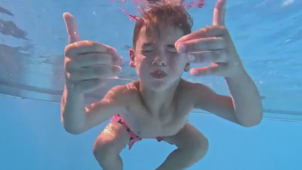 Families cool off at Lombard water park