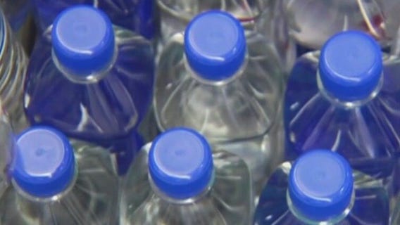 Chicago parish handing out cold water amid heatwave