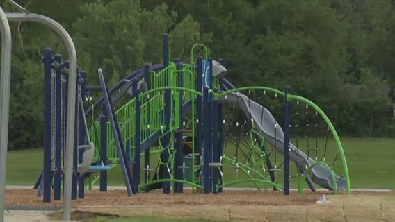 Downers Grove kicks of 1st day of school after extreme heat delays