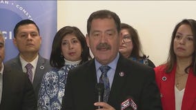 Congressman Chuy Garcia to host Town Hall in Brookfield