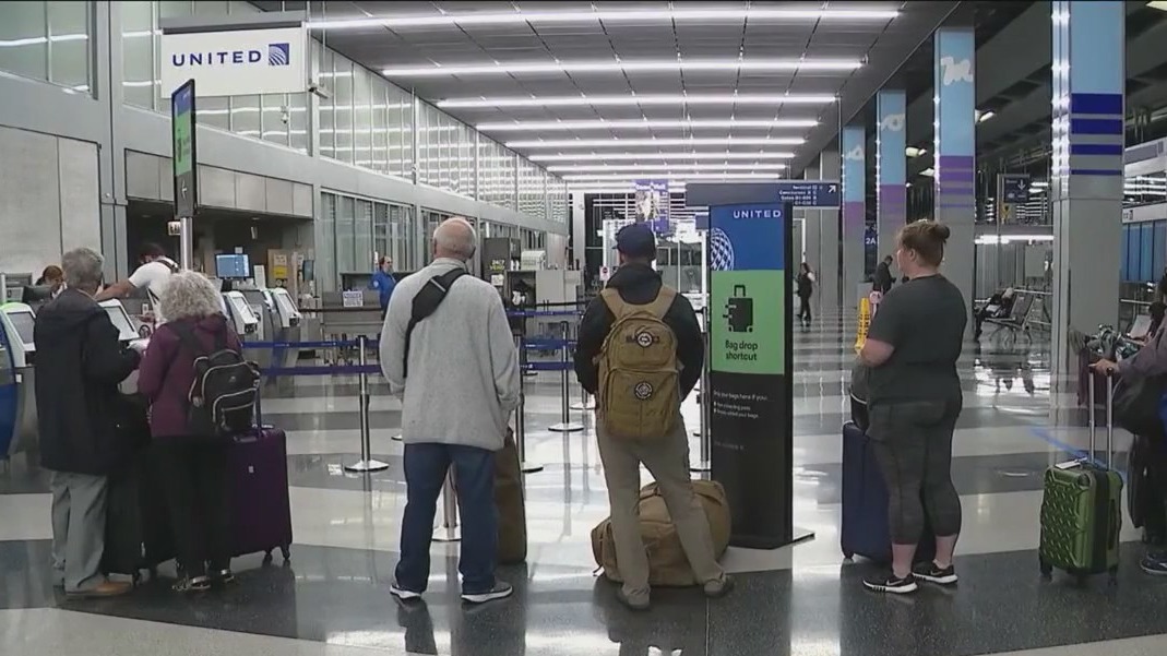 Chicago airports prepare for Labor Day Weekend travel
