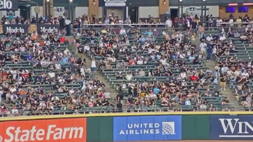 White Sox owner Jerry Reinsdorf says he doesn't see how shooting could have occurred in ballpark