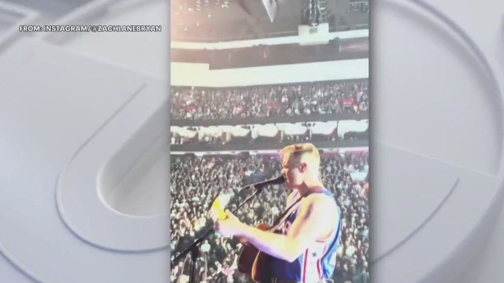 Zach Bryan announces Chicago tour dates