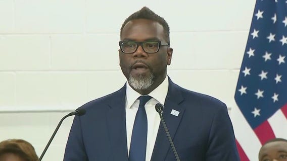 Chicago mayor proposes tent cities for migrant crisis