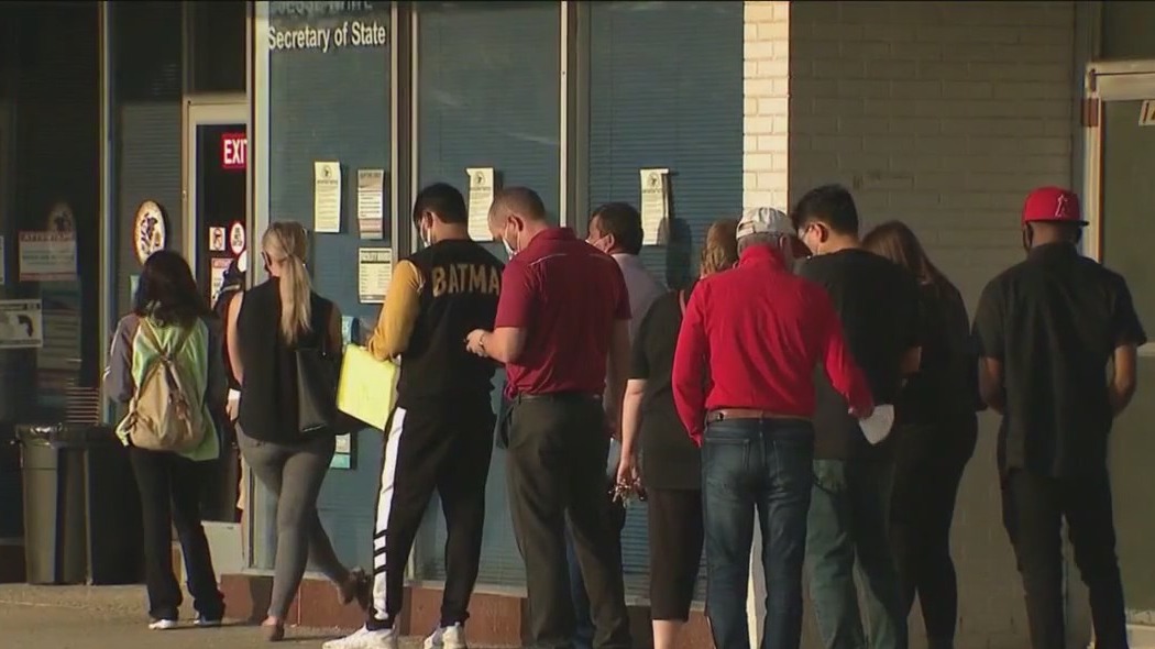 Illinois Secretary of State urges change to mandatory drivers test age