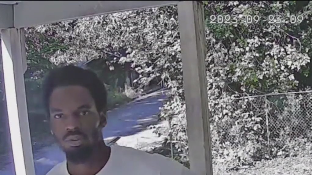 Across America: Police search for singing burglar