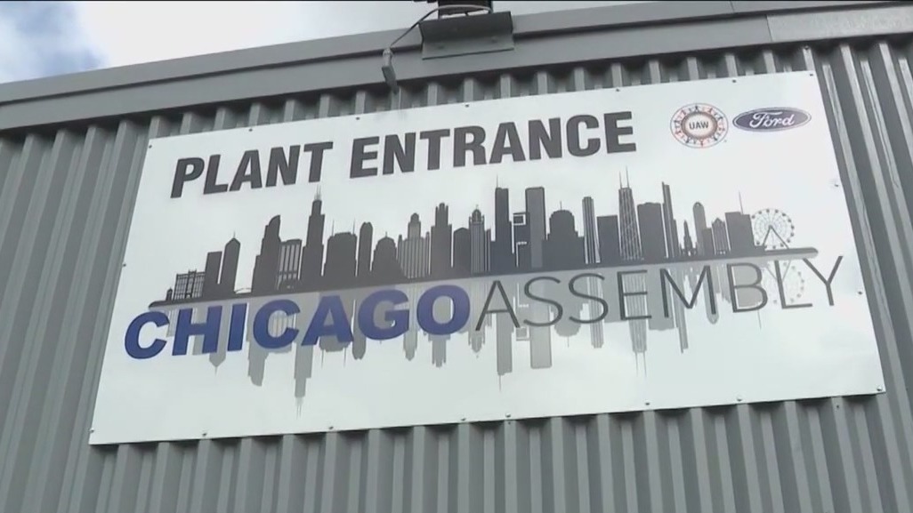 Workers walk off at Chicago Ford plant