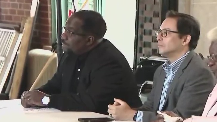 Aldermen back proposal to let voters decide if Chicago should remain a sanctuary city