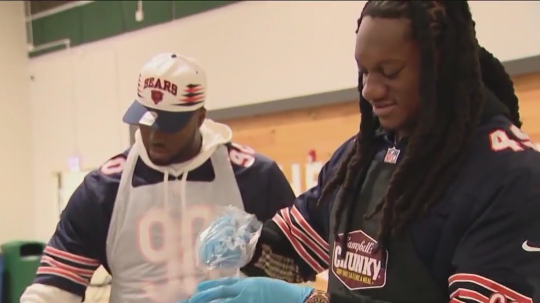 Bears players join Campbell's to 'sack' hunger