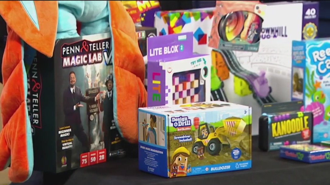 Chicago Toy & Game Fair hosts Young Inventor Challenge