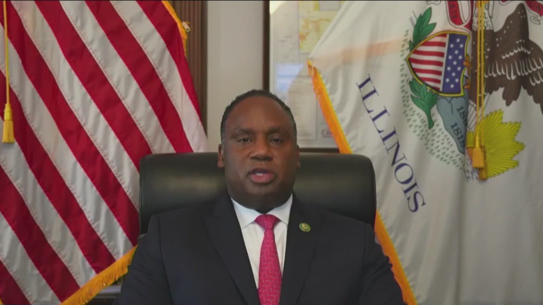 U.S. Rep. Jonathan Jackson calls for federal investigation into migrant bussing program