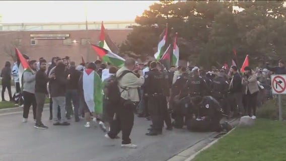 No charges for man who fired gun in air near pro-Palestinian protesters in Skokie