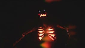 See this Willow Springs' eerie Halloween house