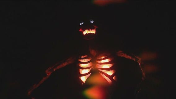 See this Willow Springs' eerie Halloween house