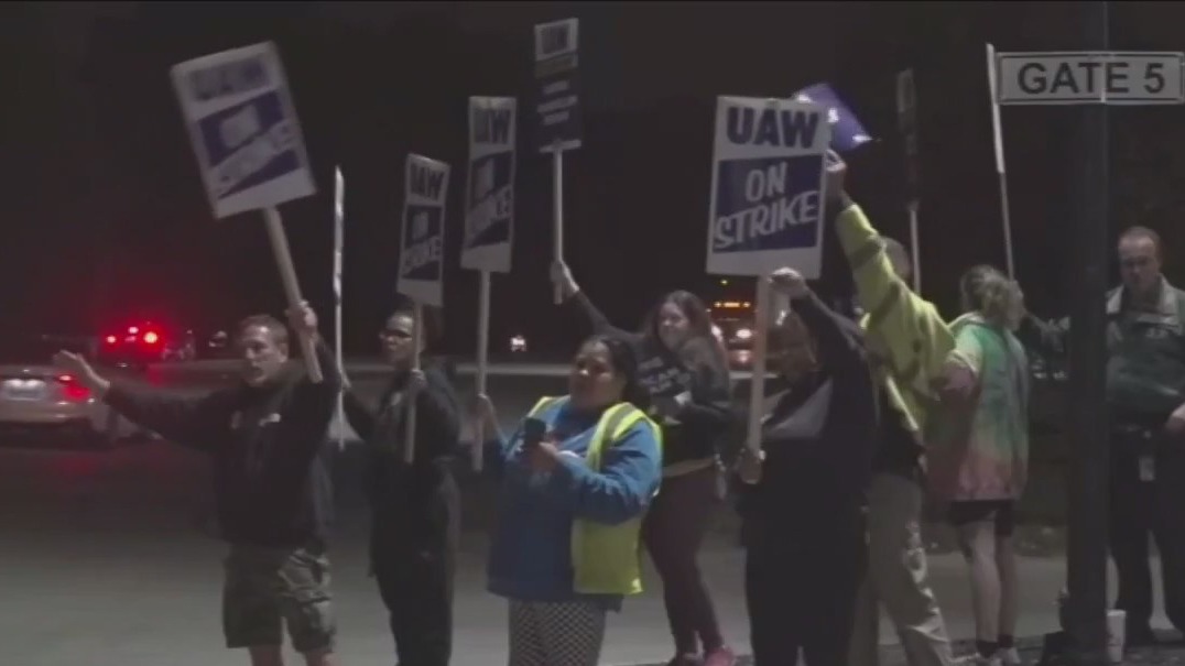 UAW strike expands to 5,000 workers at GM plant, targeting company?s ?most profitable vehicles?