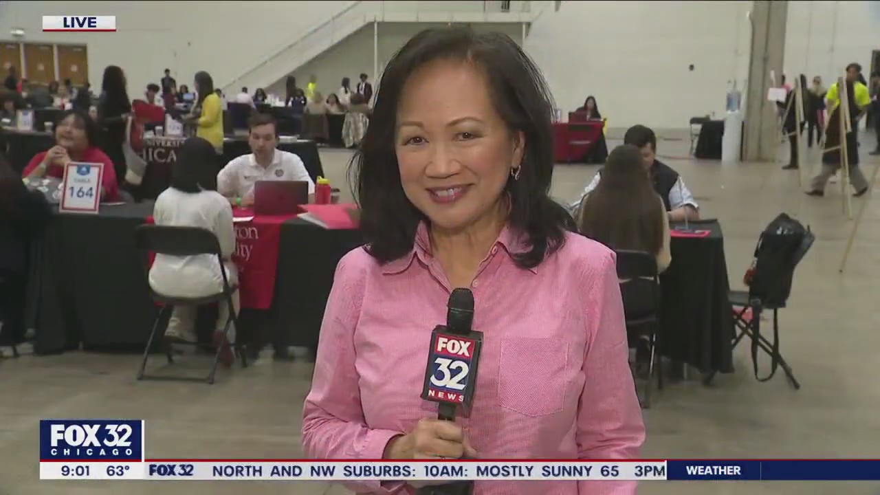 Navy Pier hosts Chicago Scholars event for prospective college students Tuesday