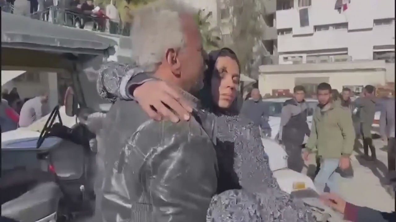 Israeli soldiers fire on Gaza civilians, more than 100 killed