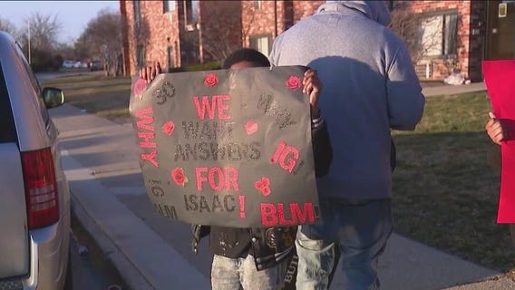 Family of Isaac Goodlow III protests ahead of Carol Stream Village Board meeting