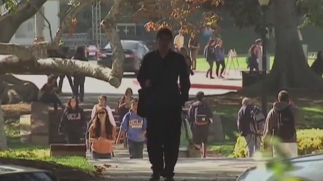 How AI can help students with their transition to college