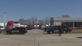 Off-duty Oak Lawn police sergeant shot 5 times after employee argument; offender in custody