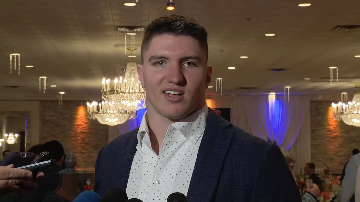 What Bears linebacker Jack Sanborn said about earning the Ed Block Courage Award