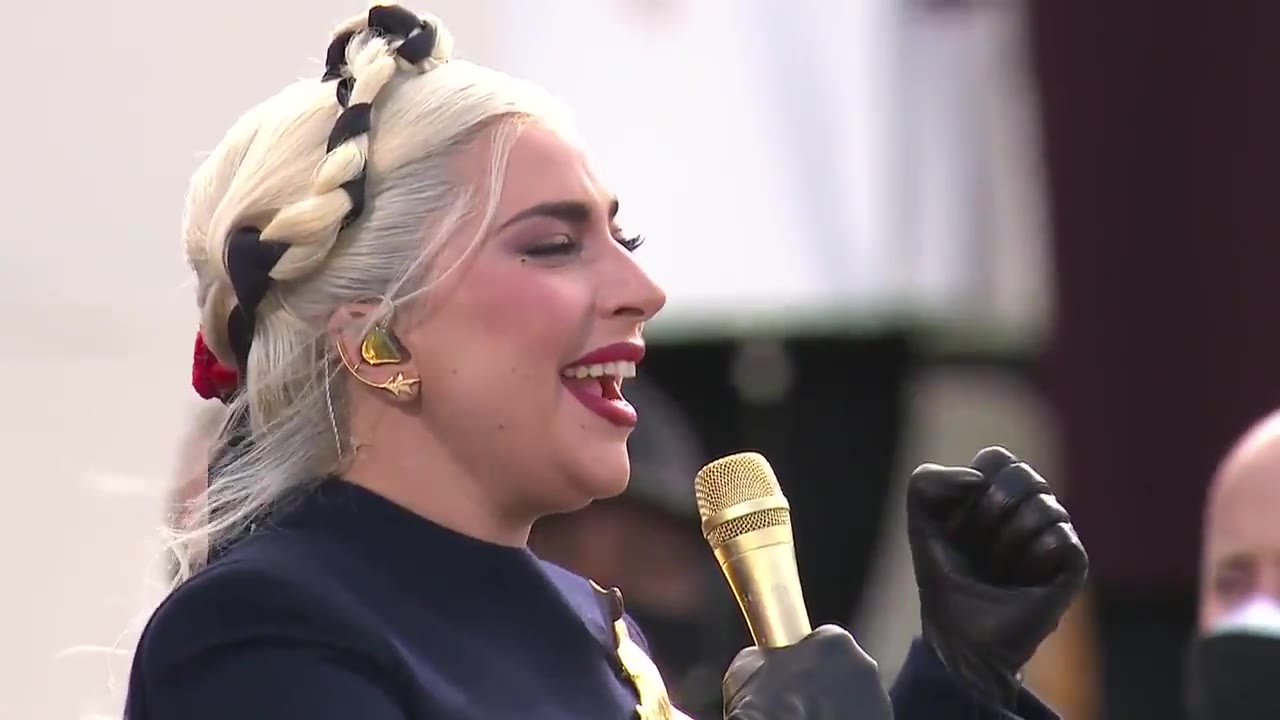 Lady Gaga sings national anthem on Inauguration Day